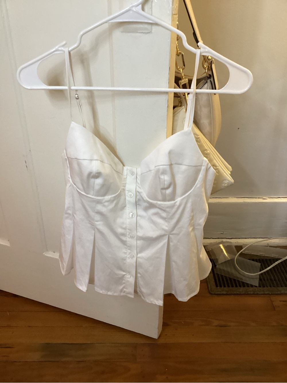 Zara White Peplum Button-Front Cami - Picture 2 of 4